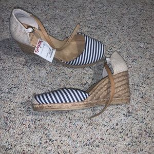 NWT Espadrilles!